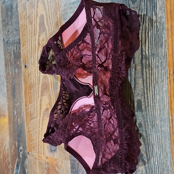 Small Pink brallete - Picture 2 of 3